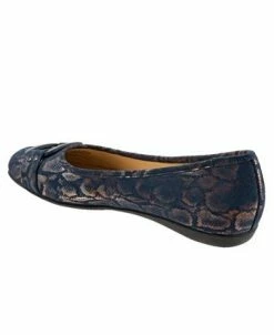 Trotters Sizzle Signature Flat -rings shop 15876270 fpx